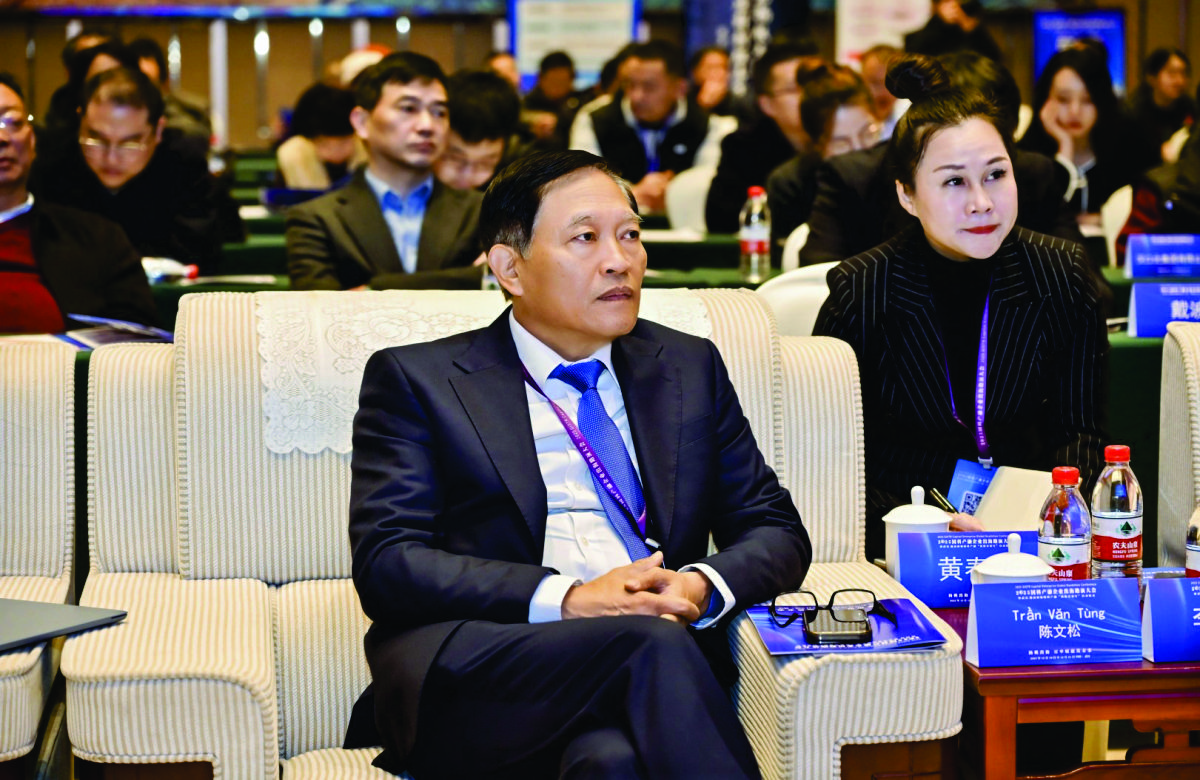 Chủ tịch Hội thông tin khoa học và công nghệ Việt Nam tham dự Hội nghị Roadshow Quốc Khoa 2025 tại Vũ Hán